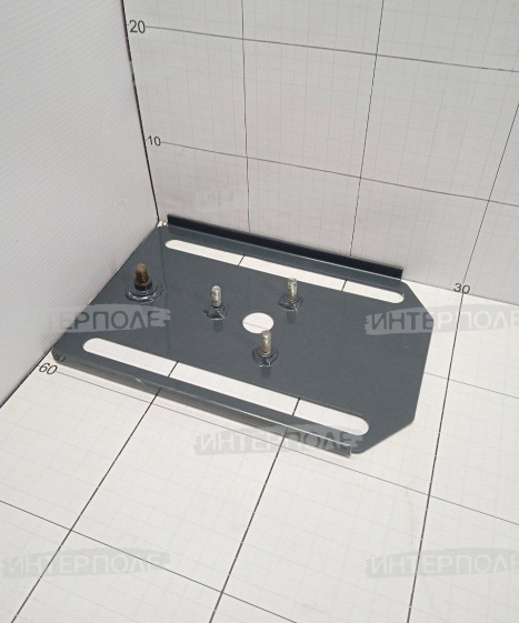 Крышка зажимная Claas (TUCANO 320,430-420,450-440,580-570)