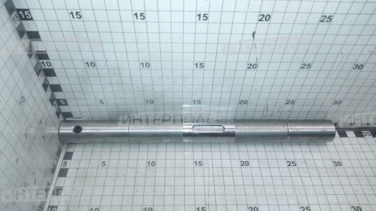 Вал верхний зернового элеватора Claas (Mega, Lexion, Tucano 320-340,430-450)