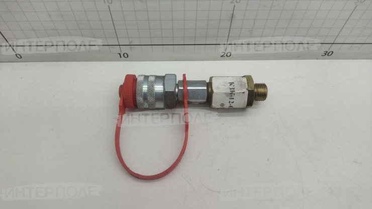 Полумуфта внутр.(молотилка-жатка,М16х1,5 мама, красная) Есиль-760,КЗС-1218, Есиль-750,КЗС-10К Гомсельмаш