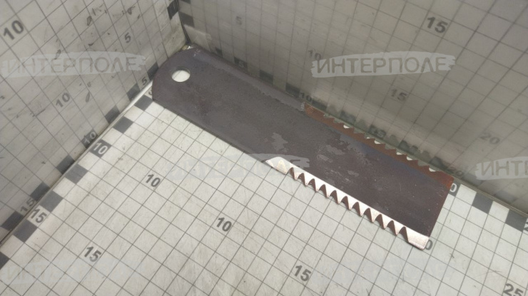 Нож противорежущий (d-12 3,0х50х195) зубчатый Claas, Шумахер