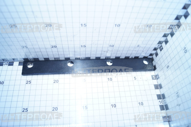 Пластина направляющая 6 мм., 4 отверстия 