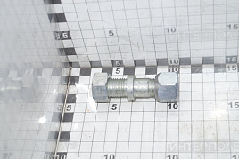 Шпилька М16х1,5 колеса в сборе правая 2ПТС-4, КТУ-10