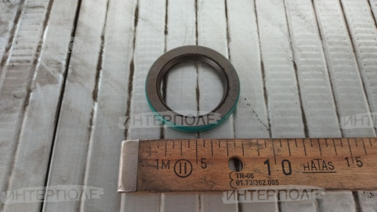 Сальник бортовой John Deere