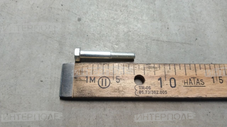 Винт H218954 с головкой John Deere 