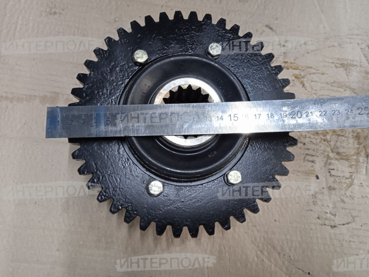 Муфта соединительная бортового редуктора и полуоси (с датчиком-шестерней) Есиль-760, КЗС-1218, КСК-600, КВК-800 Гомсельмаш