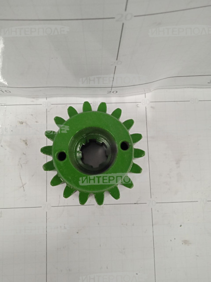Шестерня ведущая John Deere Оригинал 312, 314, 316, 319, 323, 325, 614R, 615F, 615R, 616, 616F, 616R, 618, 618F, 618PF, 618R, 620, 620F, 620PF, 620R