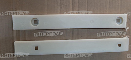 Накладка успокоителя наклонной камеры с 2013г. (L=295 + срез, под болт М8х20) Есиль-760,КЗС-1218,Есиль-750,КЗС-10К