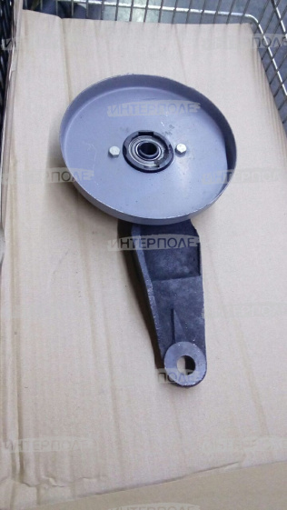 Рычаг нижнего вала транспортера наклонной камеры правый в сборе до 2006 г. Вектор, Дон-1500Б, Нива-Эффект