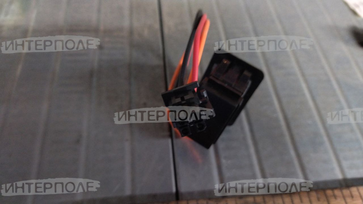 Переключатель (тумблер) панили приборов John Deere (JD9640WTS,9660WTS,9680WTS,C670,W660)