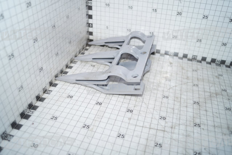 Палец тройной 17мм закрытый, серый Шумахер