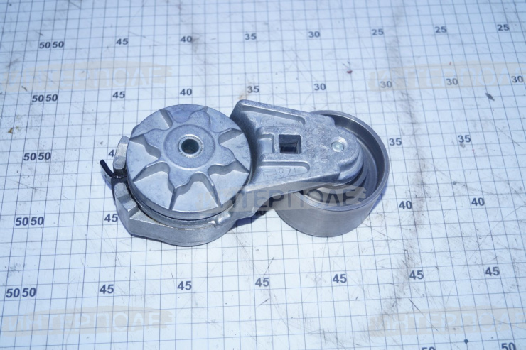 Механизм натяжной ремня гладкий 4BT/6BT/ISBe