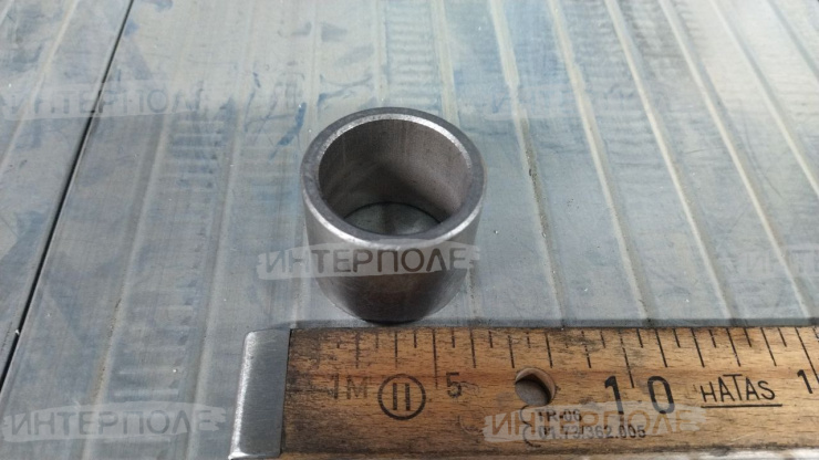 Втулка (625D,630D,635D,640D,730D,735D,740D,9500,9600,9700,9800,9900,HD35F,HD35R,HD40F,HD40R,HD45F,HD45R,HDF35,HDF40,HDF45,HDR35,HDR40,HDR45 John Deere