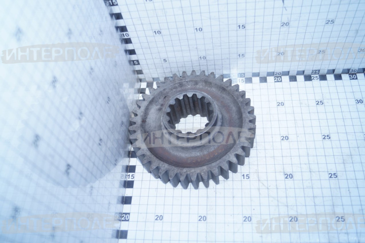 Шестерня ведущая постоянного зацепления ДТ-75