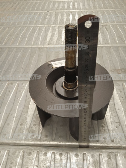 Вентилятор (крыльчатка с валом пылесоса КЗС 0131200) КЗС-812/7 Гомсельмаш