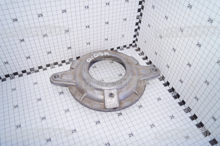 Крышка подшипника барабана КСК-100, Гомсельмаш