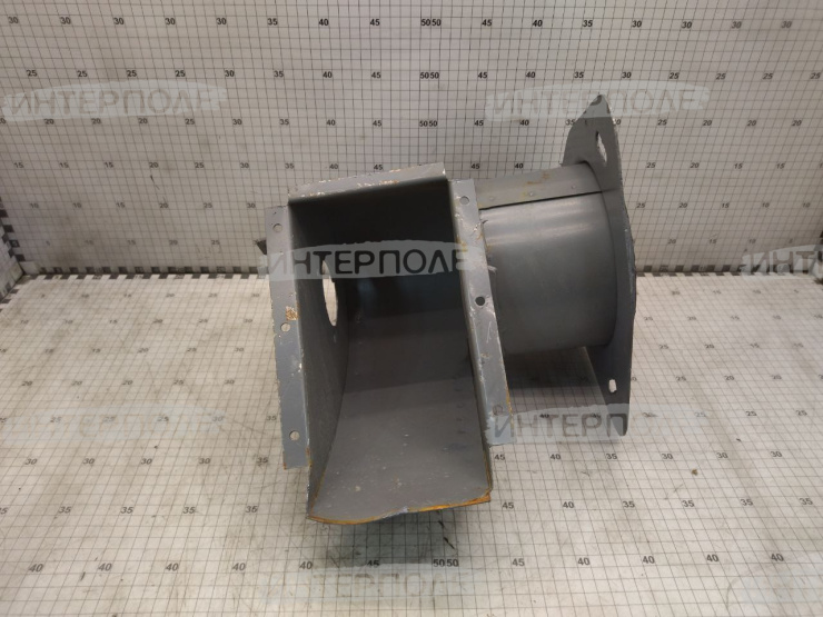 Кожух распределительного шнека бункера Нива Нива-Эффект