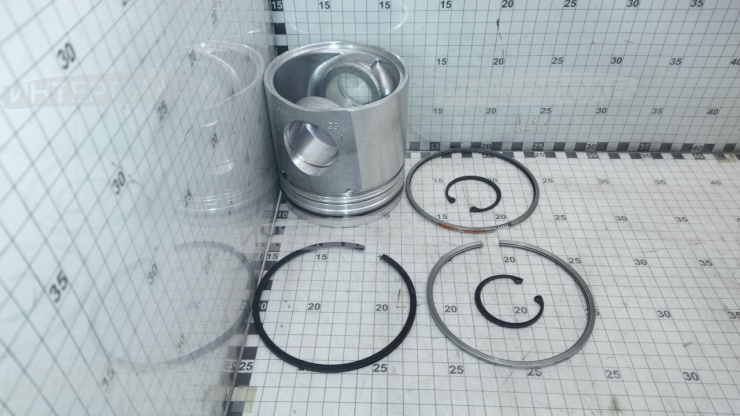 Поршень в сборе с кольцами Cummins 6LTA-8.3 ACROS
