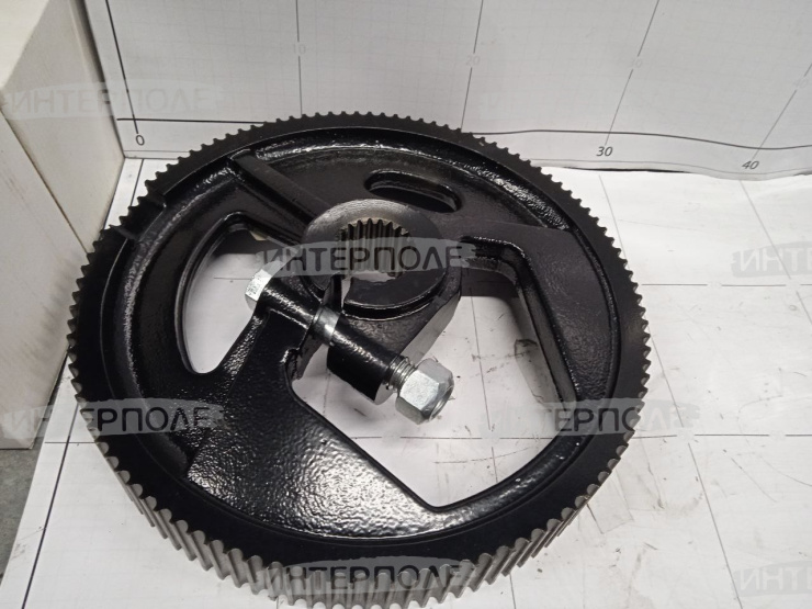 Шкив зубчатый привода ножа жатка D60, D65, D972 MacDon (Original)