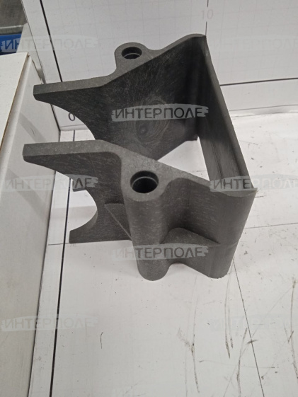 Вставка упорная транспортера Claas (Lexion 405,410,415,420,430,440,450,460,465,470,480,485,510,520,530,540,550,560,570,580,600,Tucano 320,330,340)