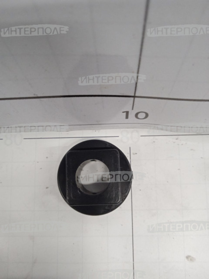 Втулка пластиковая D100, D105, D150, D155 MacDon (Original)