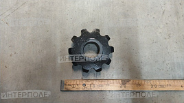 Звездочка (z=10, t=38,4 d=50 мм) верхнего вала транспортера наклонной камеры (центральная) New Holland, Case