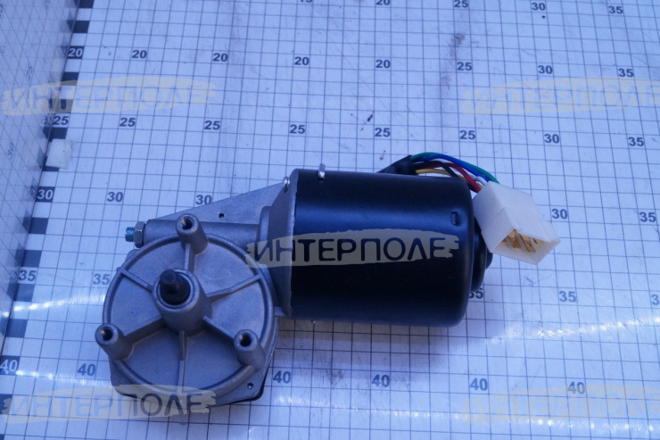 Электродвигатель ((мотор-редуктор) стеклоочистителя 24В 7Вт КАМАЗ