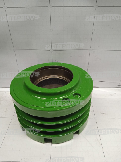 Шкив 3-руч. ротора (T550,T660,T560,W540,T670,W650,W550,W660) John Deere 