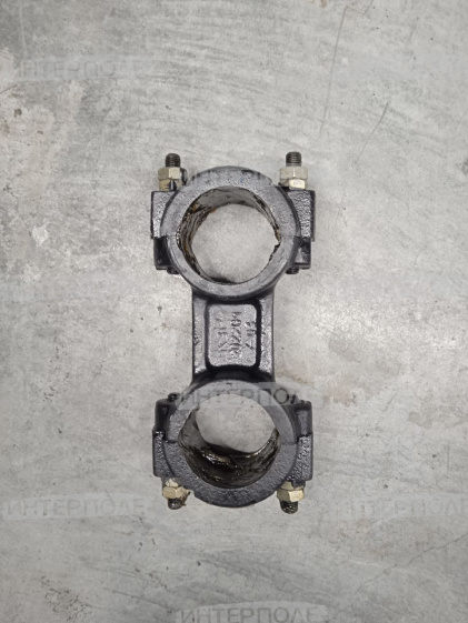 Рычаг (подвеска, короткий с крышками) стана решетного нижний доски стрясной Есиль-740,КЗС-812,Есиль-760,КЗС-1218,Есиль-750,КЗС-10К Гомсельмаш