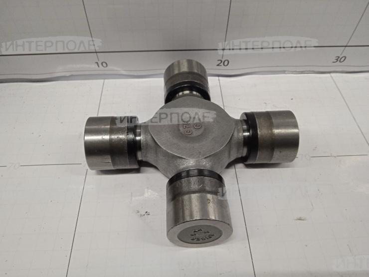 Крестовина карданной передачи John Deere (9600, 9610, 9650, 9650STS, 9660, 9660STS, 9750STS, 9760STS, 9770STS, 9860STS, 9870STS, 9880STS)