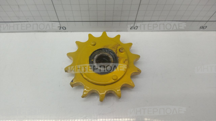 Звездочка устройства натяжного в сборе КЗС-7,КЗС-812,Есиль-740,КЗС-1218,Есиль-760,КЗС-10К,Есиль-750 Гомсельмаш