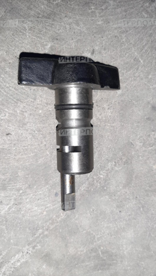 Валик включения пневмокомпрессора МТЗ