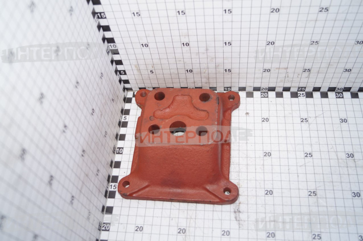 Проставка (плита под компрессор) К-700, К-701