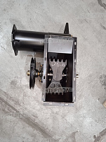 Устройство домолачивающее с кронштейном в сборе(посадка шнека d=35мм) Есиль-760,КЗС-1218 Гомсельмаш