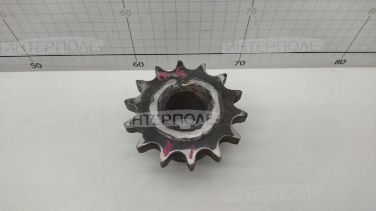 Звездочка (z=14, t=19,05 d вала=30 мм.) под шпонку