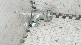 Угольник S32-S32 с контргайкой (М27х2,0КГ-М27х1,5) АИ