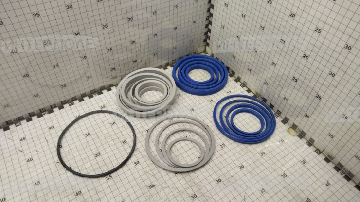 Ремкомплект гидроцилиндра подъема кузова (ГЦ 554 8603010 27) (4-х штоковый ) ЗИЛ