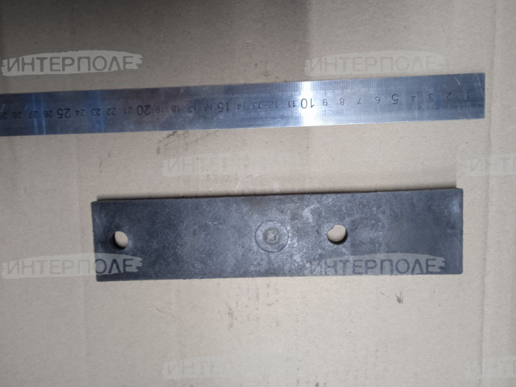 Накладка успокоителя направляющей цепи транспортера наклон.камеры Есиль-770,КЗС-812,Есиль 760,КЗС-1218,Есиль-750,КЗС-10К Гомсельмаш