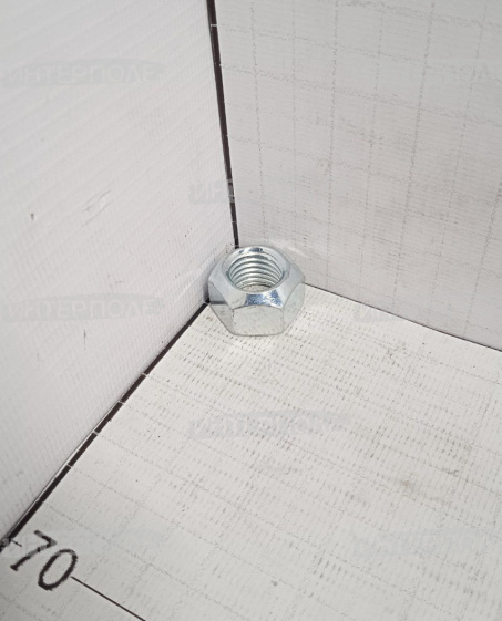 Гайка М16 шестигранная стопорная Claas