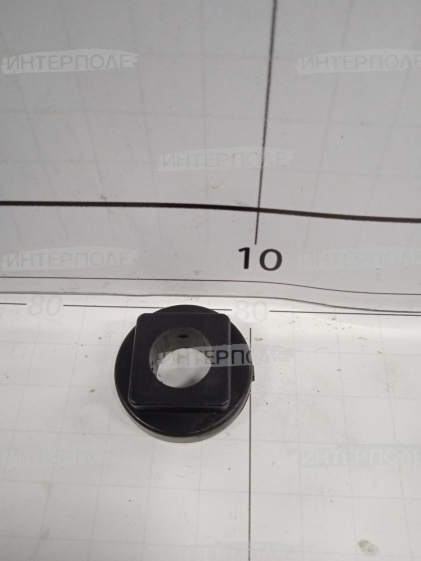 Втулка пластиковая D100, D105, D150, D155 MacDon (Original)