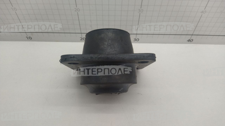 Виброизолятор (4 болта) МТЗ-922