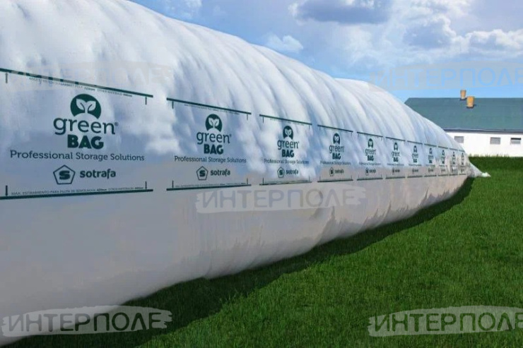 Рукав для хранения корма/зерна (ширина 2,74 м) 7-ми слойный GREENBAG (белая/черная) (Испания)