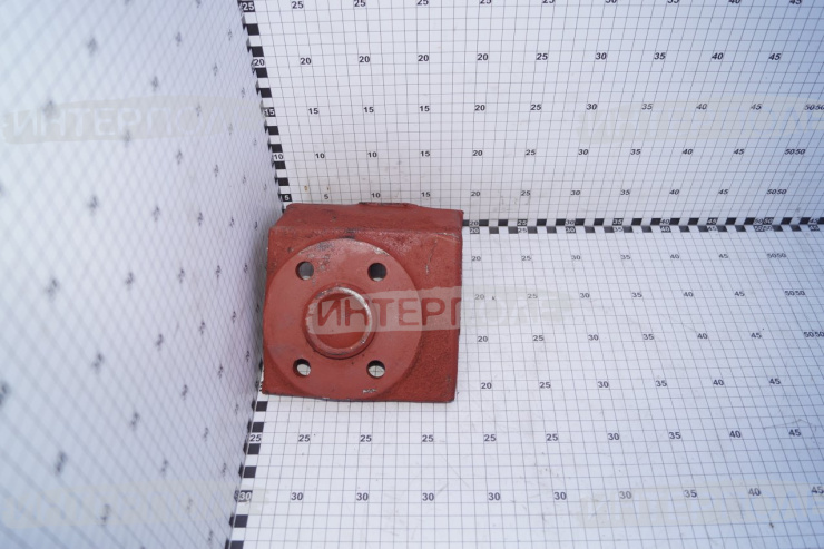 Кронштейн левый К-701