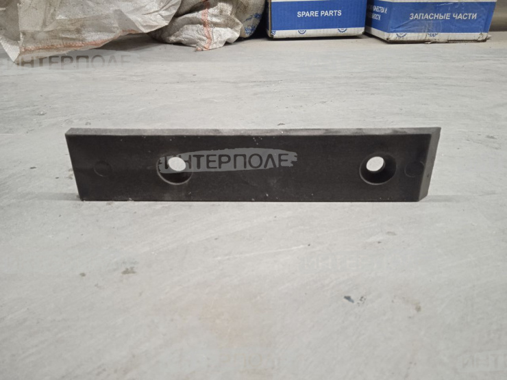 Накладка успокоителя наклонной камеры Есиль-740,КЗС-812,Есиль-750,КЗС-10К Гомсельмаш