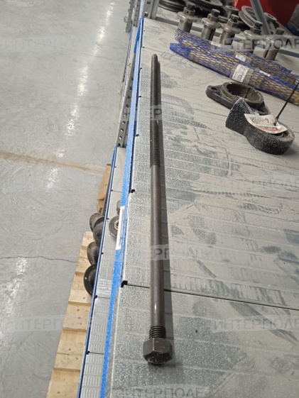 Болт регулировочный рамки переходной Есиль-760,КЗС-1218,Есиль-750,КЗС-10К Гомсельмаш