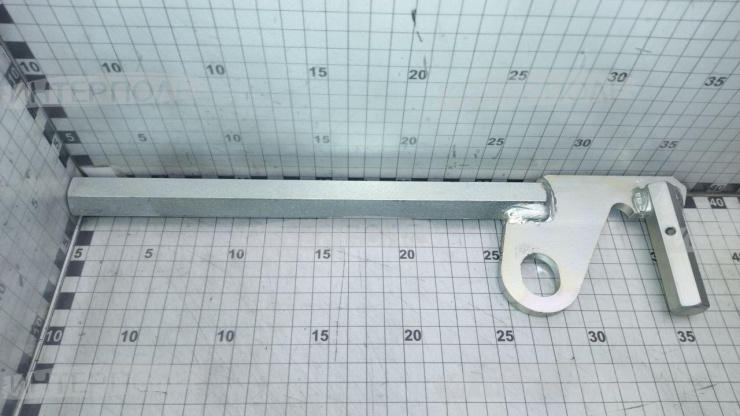 Ось левая John Deere (630D,635D)