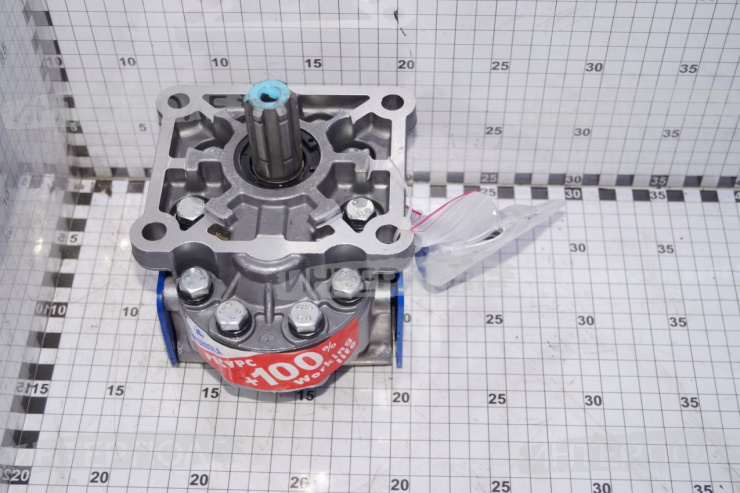 Насос НШ- 32М-3 плоский правый (Гидросила)