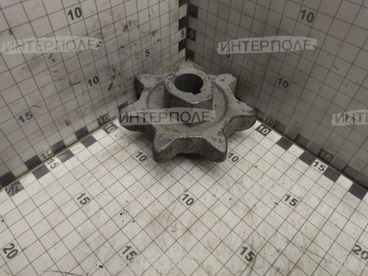 Звездочка (z= 7, t=38,0 d вала=20 мм.) ведомая для цепи транспортера Нива, Нива-Эффект