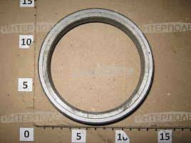 Втулка распорная ДТ-75