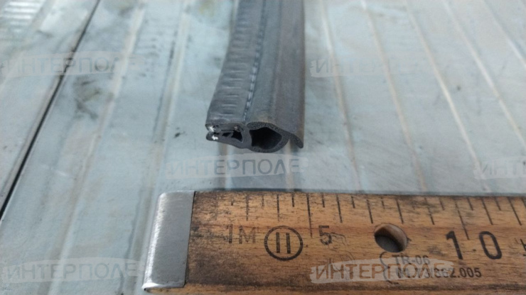 Изолятор John Deere (9470/9560/9570/9650/9660/9670/9770/9860/9870/9880/550/560/650/660/670/680/685/690/760/770/780)