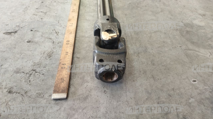 Кардан привода (625D,630D,630FD,635D,635FD,640D,640FD,645FD,725D,730D,730FD,735D,735FD,740D,740FD,745FD,RD30F,RD35F,RD40F,RD45F,RDF30,RDF40)John Deere